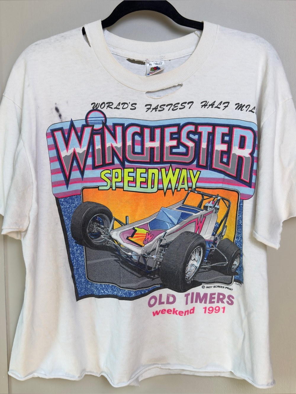 Cropped Distressed Vintage Racing Themed Tee Winchester Speedway Size XL Unisex